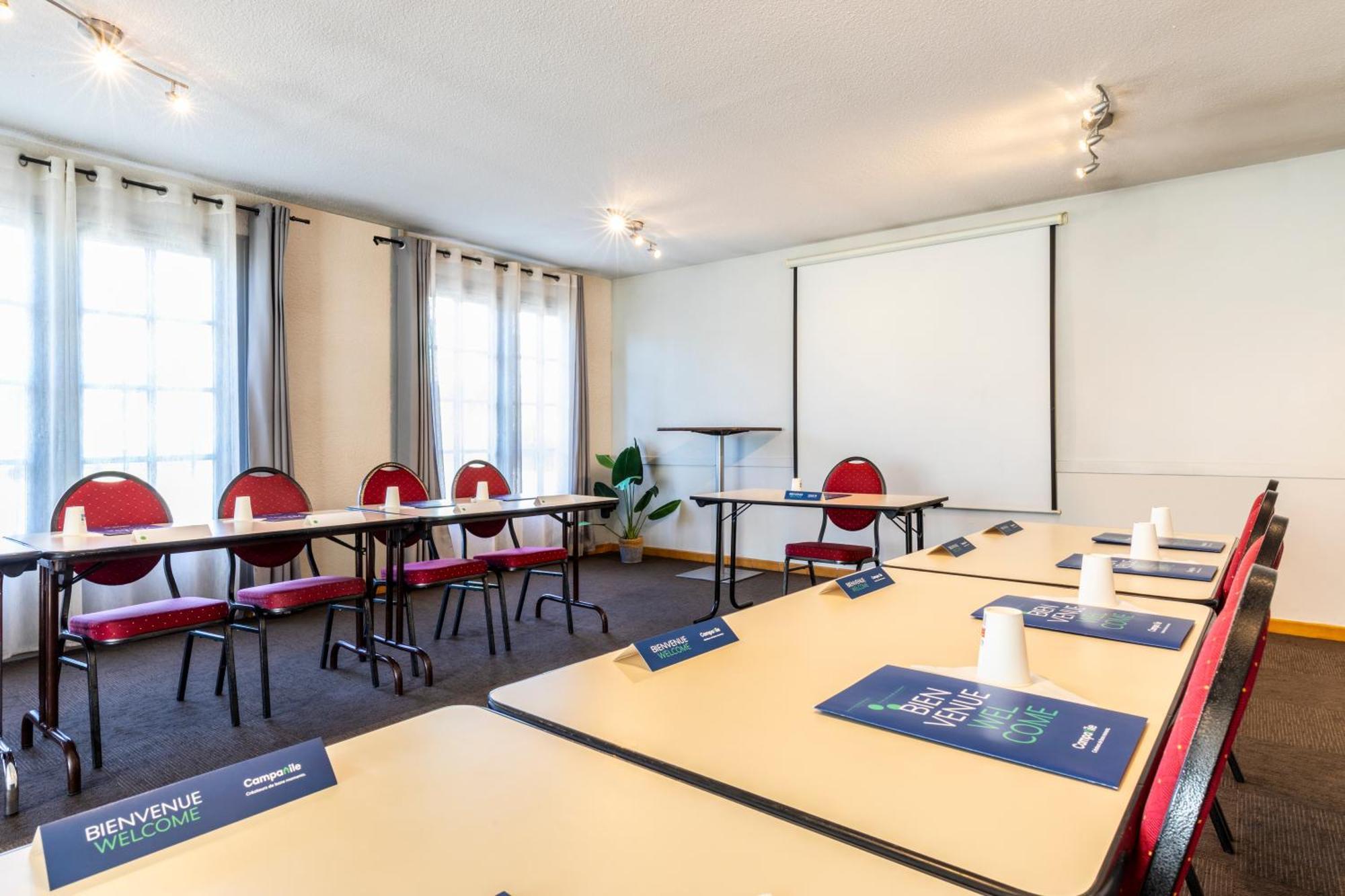 Hotel Campanile Grenoble Nord - Moirans-voreppe 3*