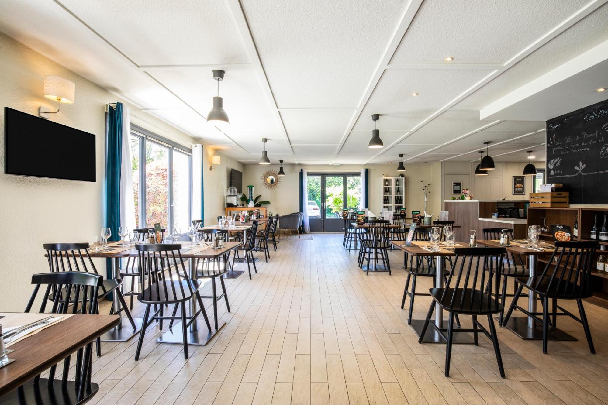 Hotel Campanile Grenoble Nord - Moirans-voreppe 3*